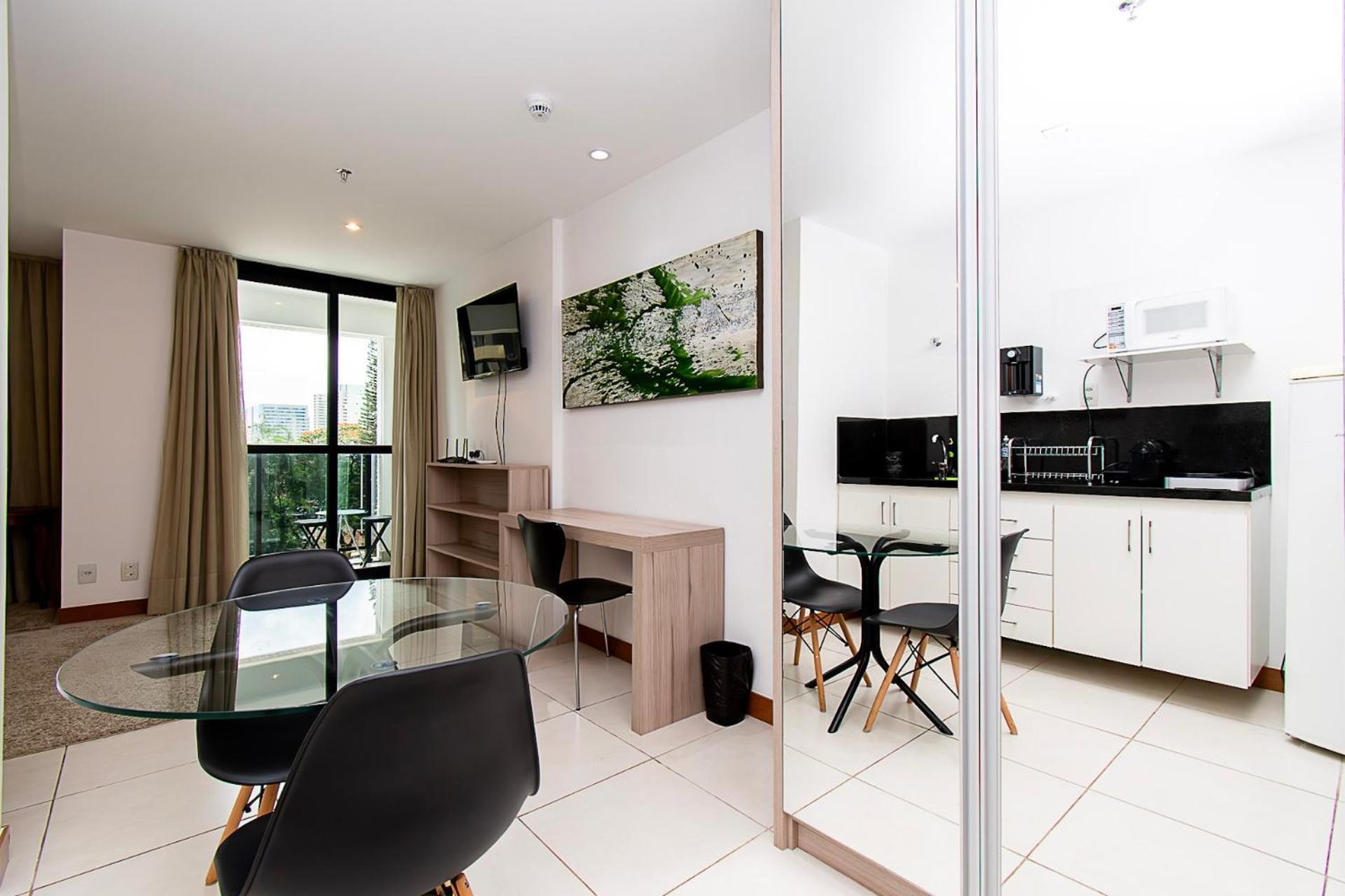 Bsb Flats - Athos Shn *