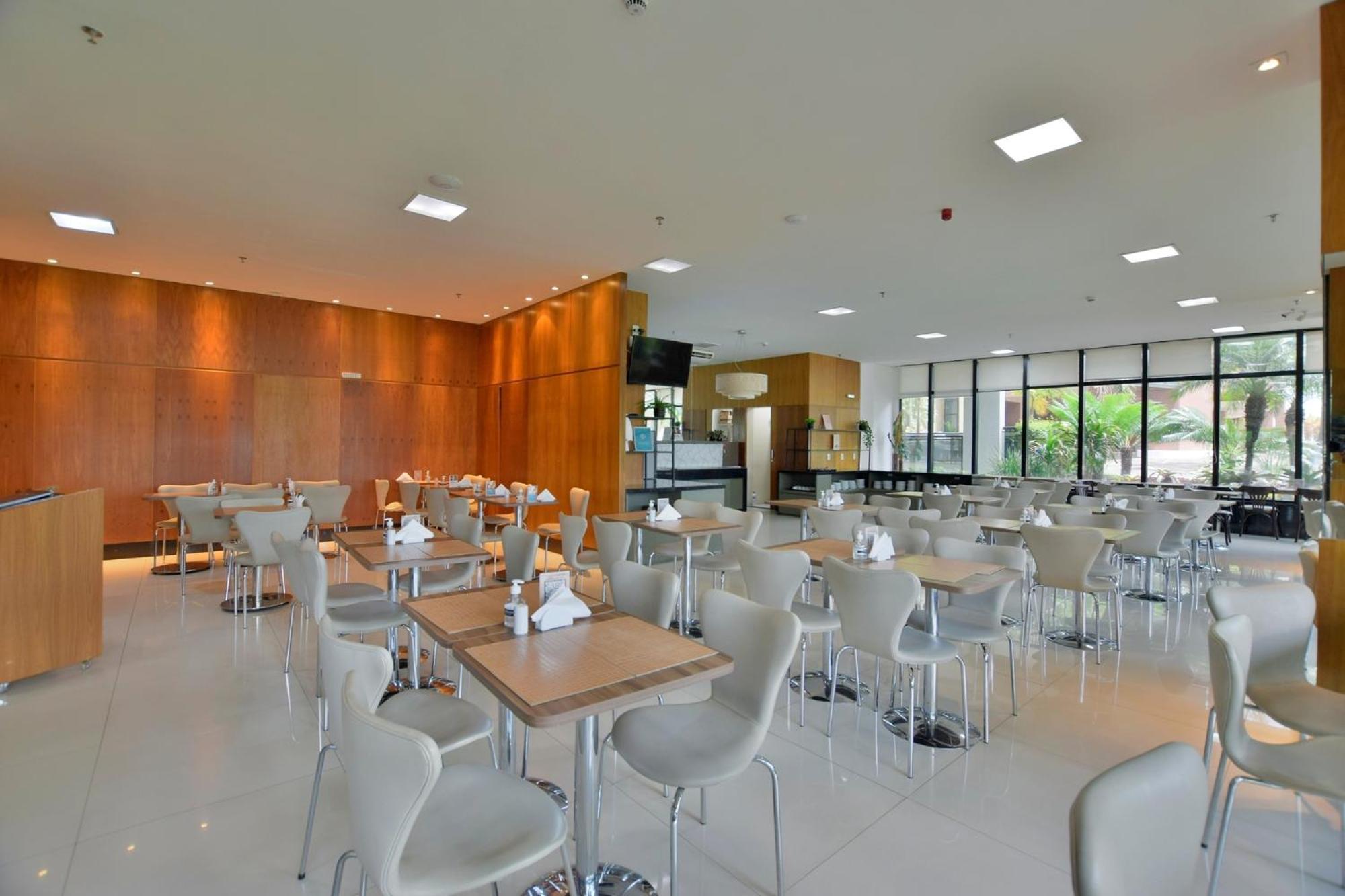 Bsb Flats - Athos Shn *